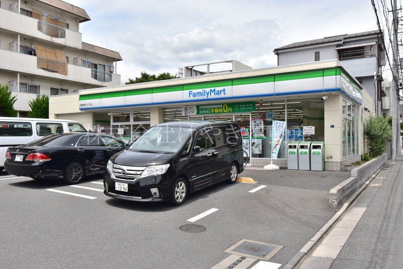 コンビニ　ファミリーマート板橋高島平七丁目店（コンビニ）まで316m