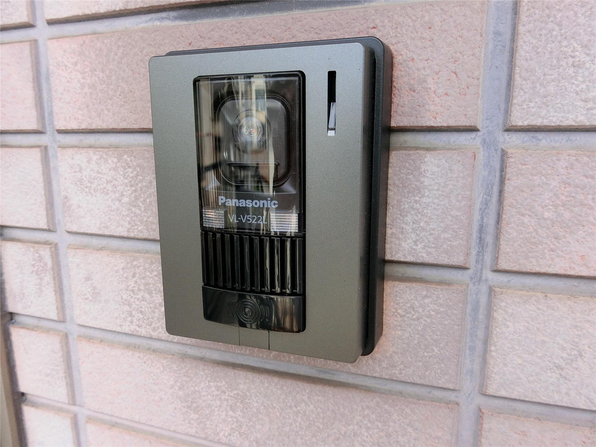 セキュリティ　来客時にお部屋から確認できるTVドアホン♪