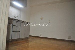 居室・リビング　4.5帖のキッチンです☆
