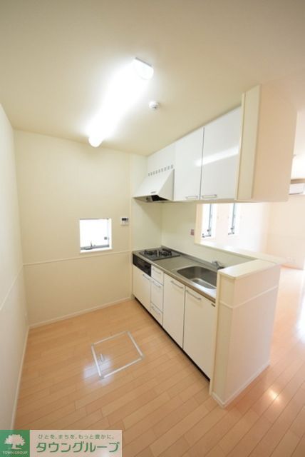 キッチン　１Ｆ角部屋の写真です。