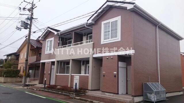 建物外観　シンプルで飽きの来ない外観です★