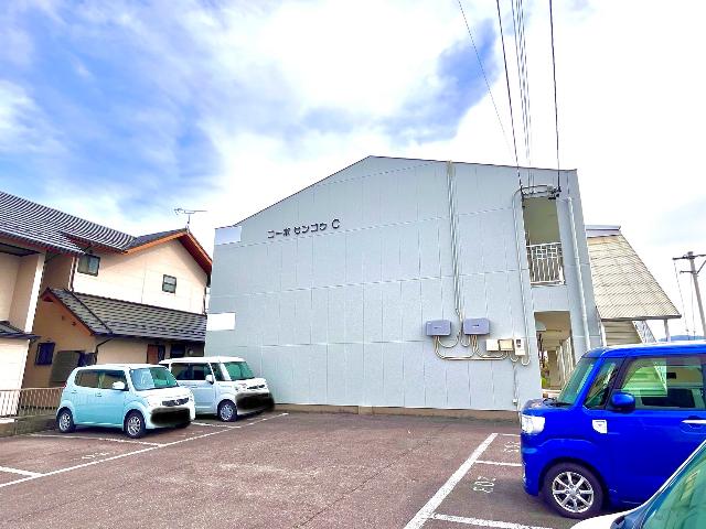 駐車場　外観写真（昼）