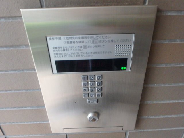 セキュリティ　オートロックつきです