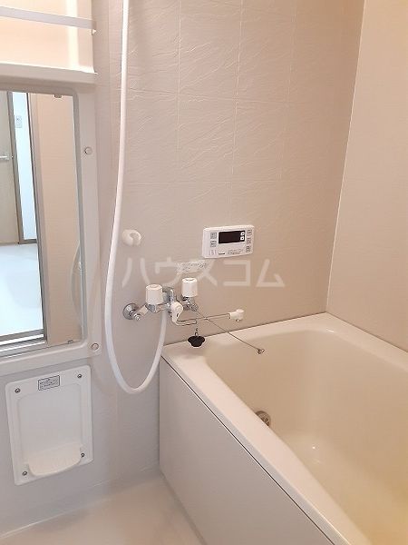ハイツサルーンIIIの風呂写真