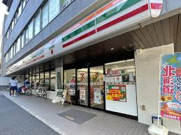 コンビニ　セブンイレブン市谷砂土原町店（コンビニ）まで350m