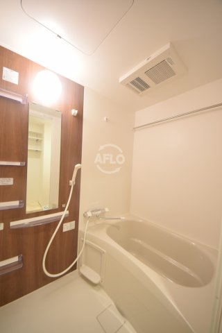 バス・シャワールーム　ラシーヌ瓦屋町　お風呂