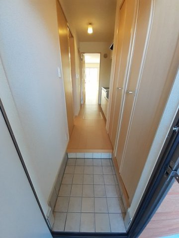 フルール 宇賀の玄関写真