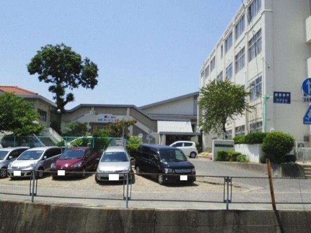 中学校　倉敷南中学校（中学校）まで750m