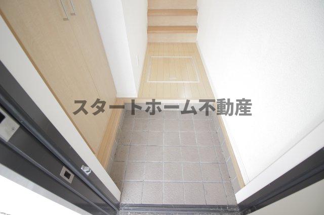 ＪＲ高徳線 阿波川端駅 徒歩31分 2階建 築15年の玄関写真