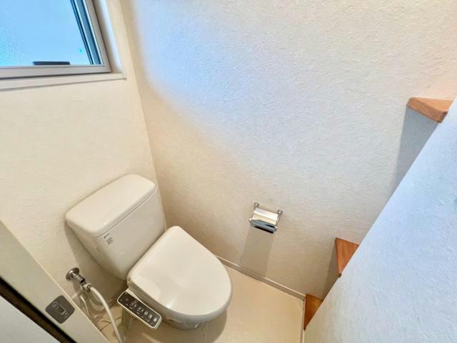 トイレ　別部屋参照