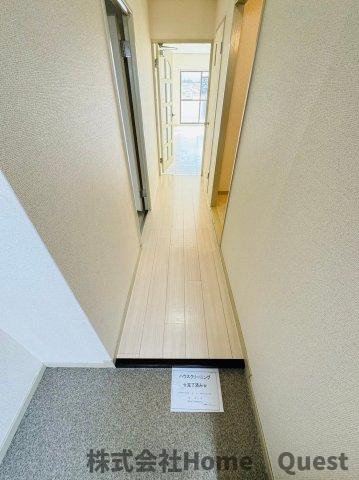 地下鉄谷町線 喜連瓜破駅 徒歩12分 6階建 築43年の玄関写真