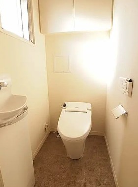 トイレ　写真は同タイプ住居です。