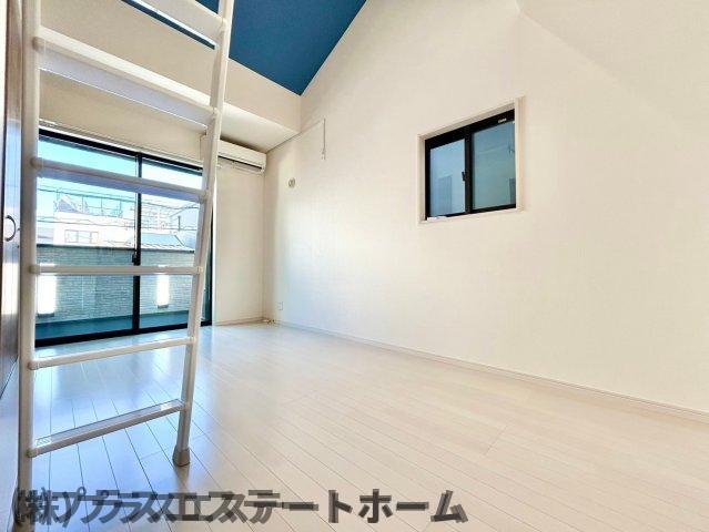 アーム新長田の居間写真
