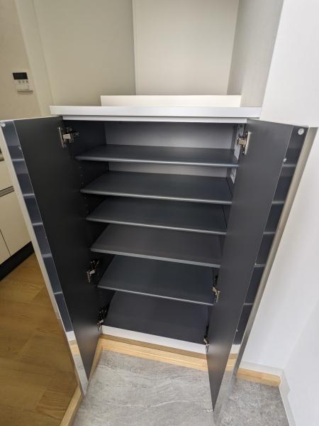 Apartment風音の玄関写真