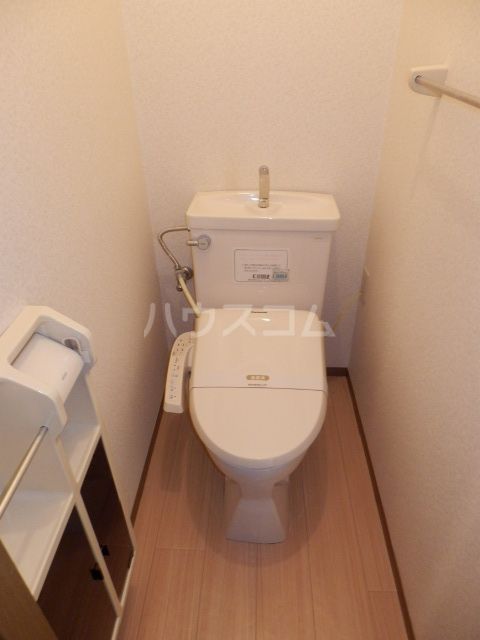 日の出第一秋新ハイツのトイレ写真