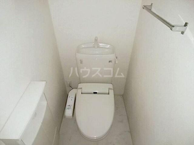 リビングタウン結城 Dのトイレ写真