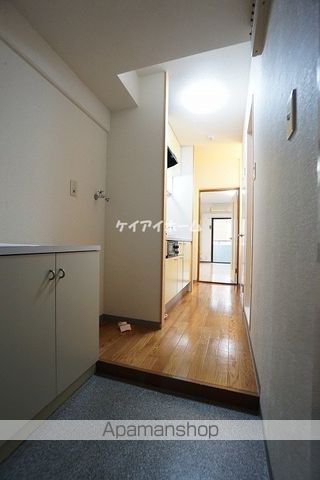 ＪＲ宇野線 大元駅 徒歩13分 5階建 築37年の玄関写真
