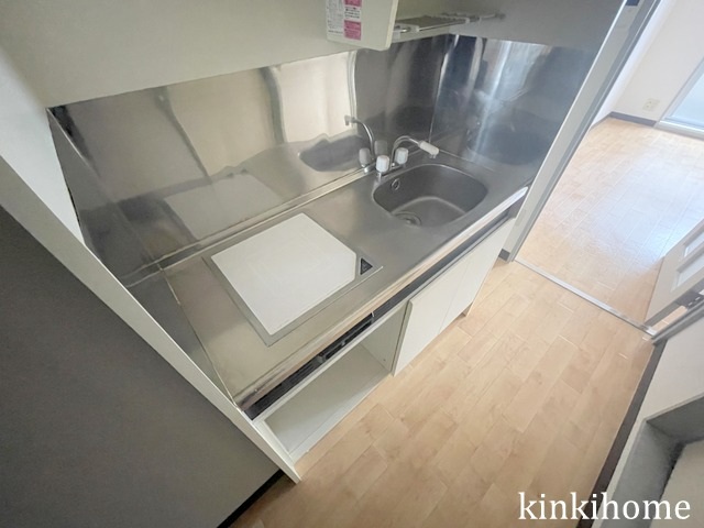 キッチン　写真は別のお部屋です。