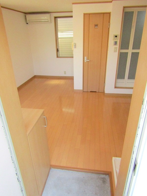 リック島尻の玄関写真