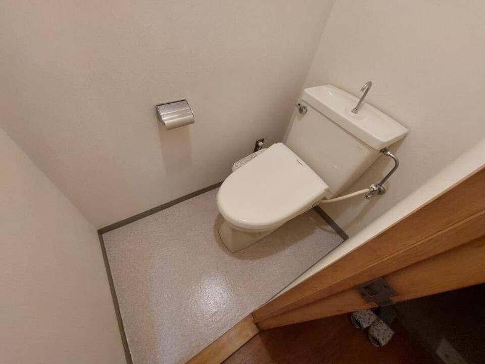 トイレ　トイレ