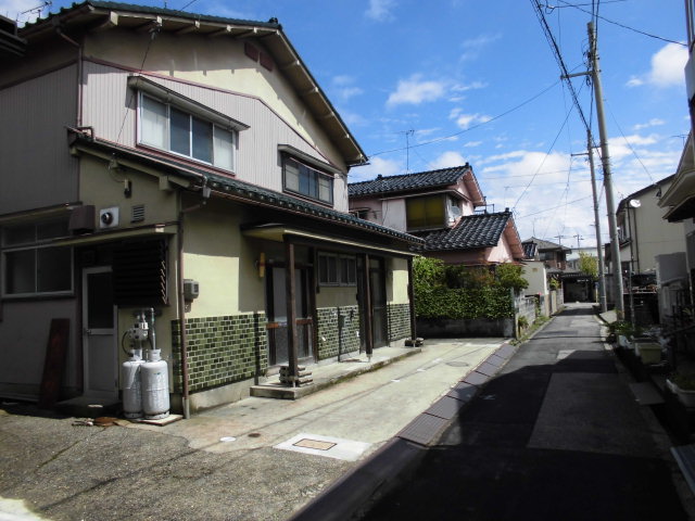 菊川1丁目貸家の建物外観