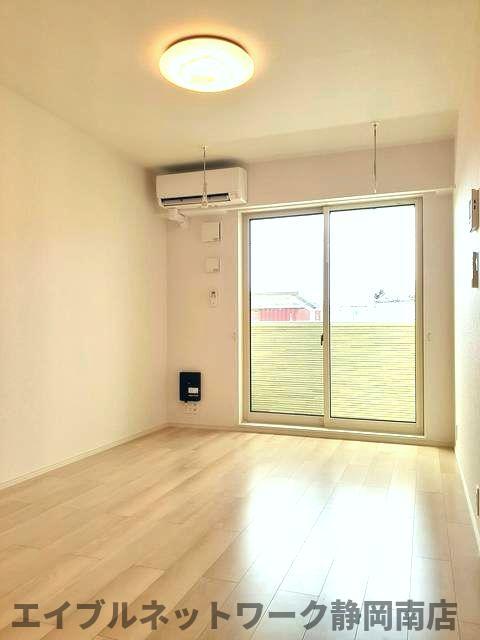 その他部屋・スペース　内装は落ち着いています