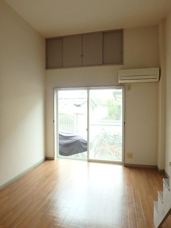 居室・リビング　図面と現状に相違がある場合には現状を優先