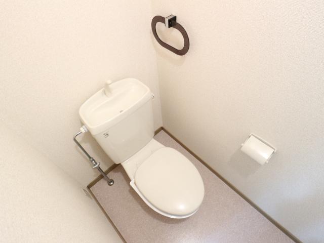 【奈良市学園赤松町のアパートのトイレ】