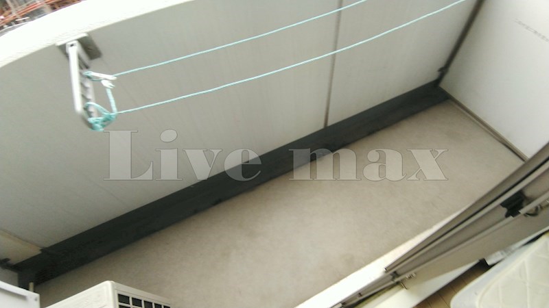 バルコニー　家具家電付きセットアップ賃貸