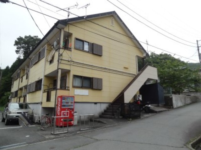 駿東郡小山町須走のアパートの建物外観