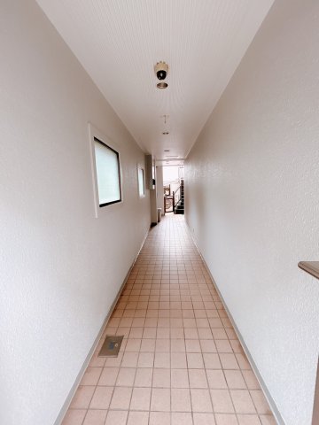 【ハイツ高倉のエントランス】