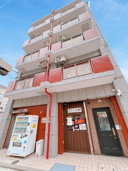 【ハイツ高倉の建物外観】