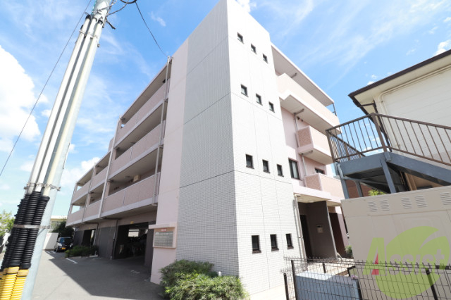 神戸市西区伊川谷町有瀬のマンションの建物外観