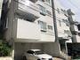 建物外観　【外観写真】白いタイルがキラリと輝いている外観