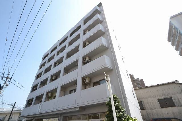 広島市西区己斐本町のマンションの建物外観