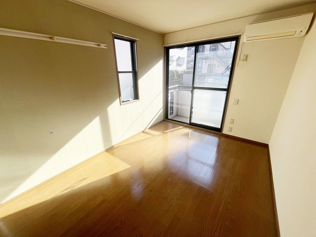 居室・リビング　★お部屋探しは株式会社タウンハウジング東京まで★