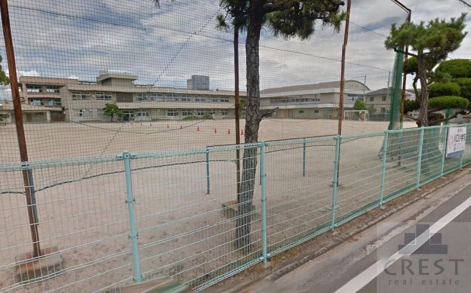 小学校　福山市立川口小学校（小学校）まで710m