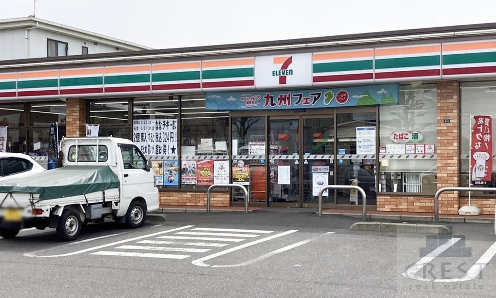 コンビニ　セブンイレブン福山多治米1丁目店（コンビニ）まで220m