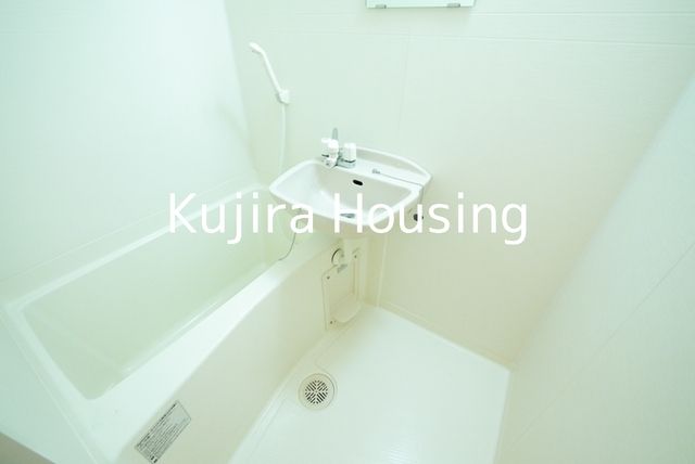 バス・シャワールーム　バストイレ別なので湯船にゆっくり入れます★