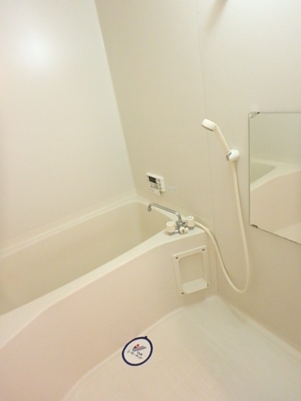 バス・シャワールーム　図面と現状に相違がある場合には現状を優先