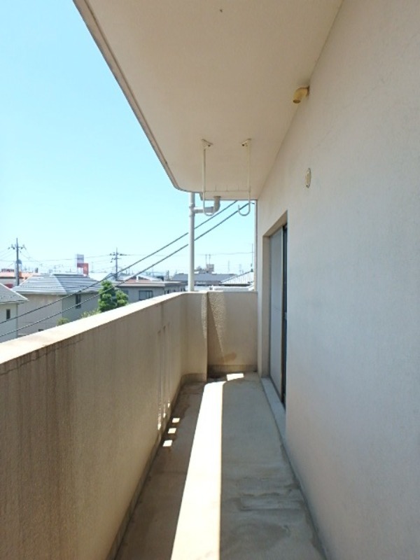 バルコニー　図面と現状に相違がある場合には現状を優先