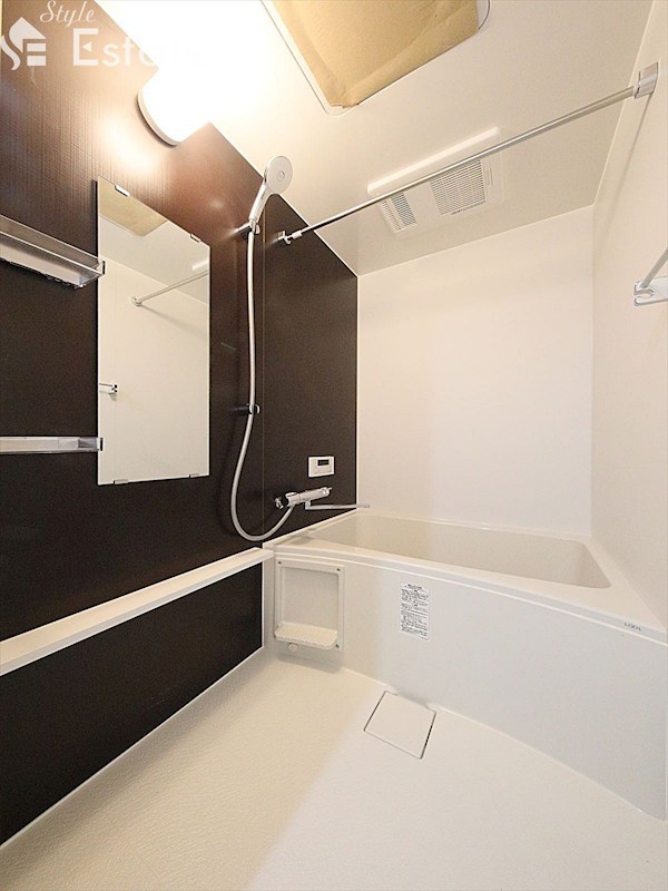 バス・シャワールーム　バスルーム