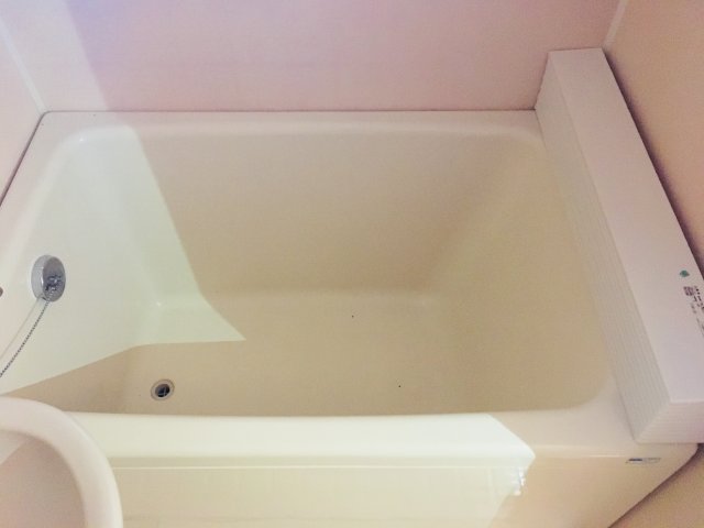 バス・シャワールーム　お風呂です