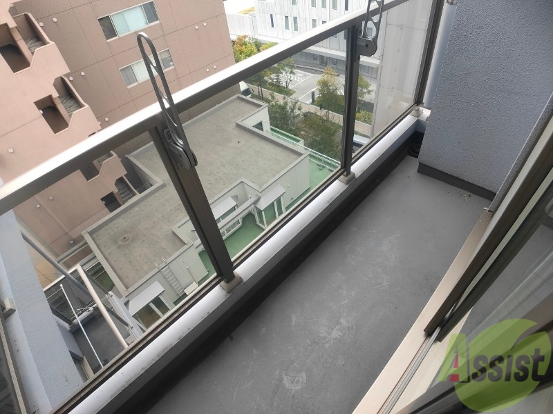 バルコニー　バルコニーです。洗濯物を干したり一息ついたりできますね！