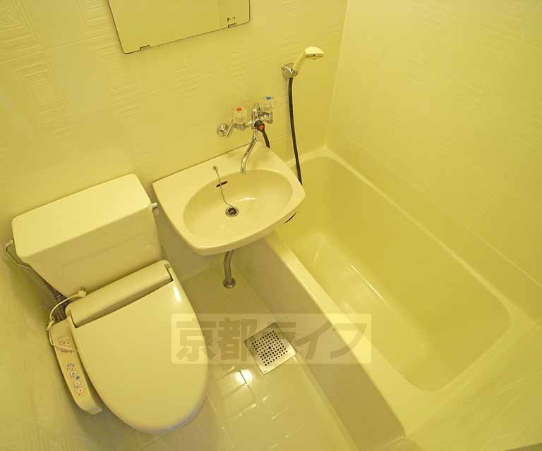 バス・シャワールーム　ユニットバスです。