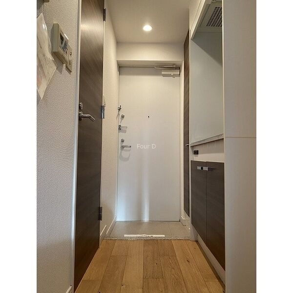 玄関　★見学予約受付中★