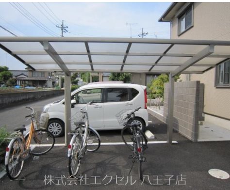 その他共有部分　屋根付き駐輪場完備♪