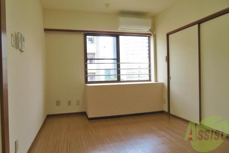 居室・リビング　リビングには、日差しが差して気持ちいいですよー。