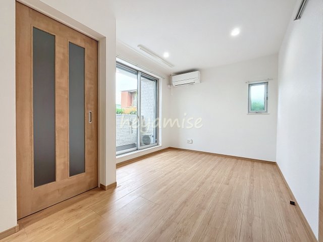 その他　写真は同型モデル