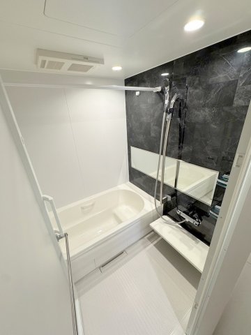 バス・シャワールーム　★追炊機能　浴室乾燥機付きのバスルーム★